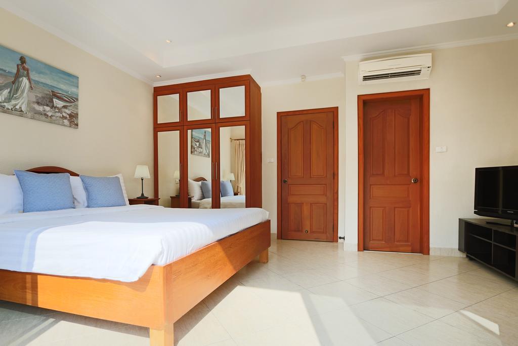 Ashford Villas Cosy Beach Pattaya Bagian luar foto
