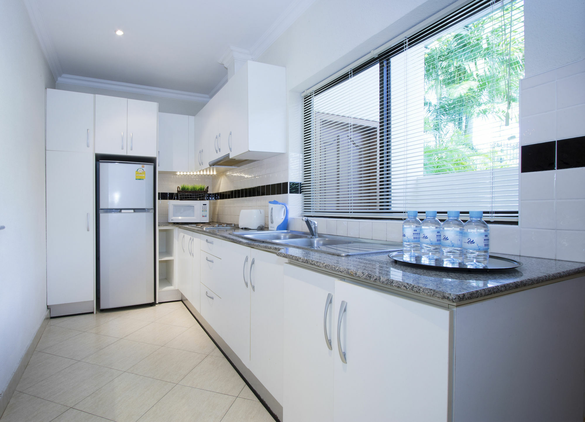 Ashford Villas Cosy Beach Pattaya Bagian luar foto