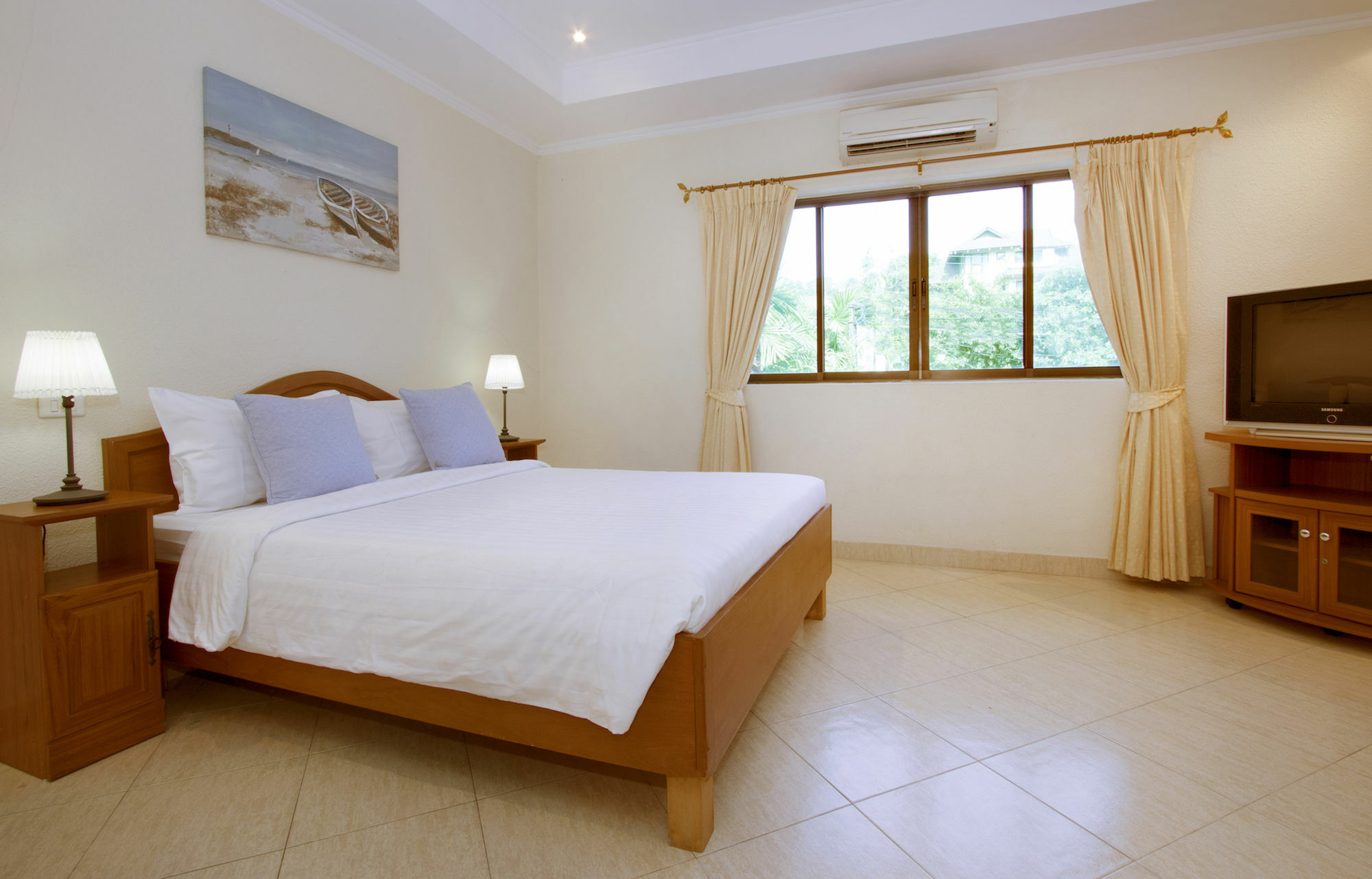 Ashford Villas Cosy Beach Pattaya Bagian luar foto